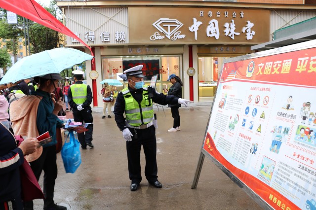 1506009575488469.jpg FZ10041054986_A383647.jpg