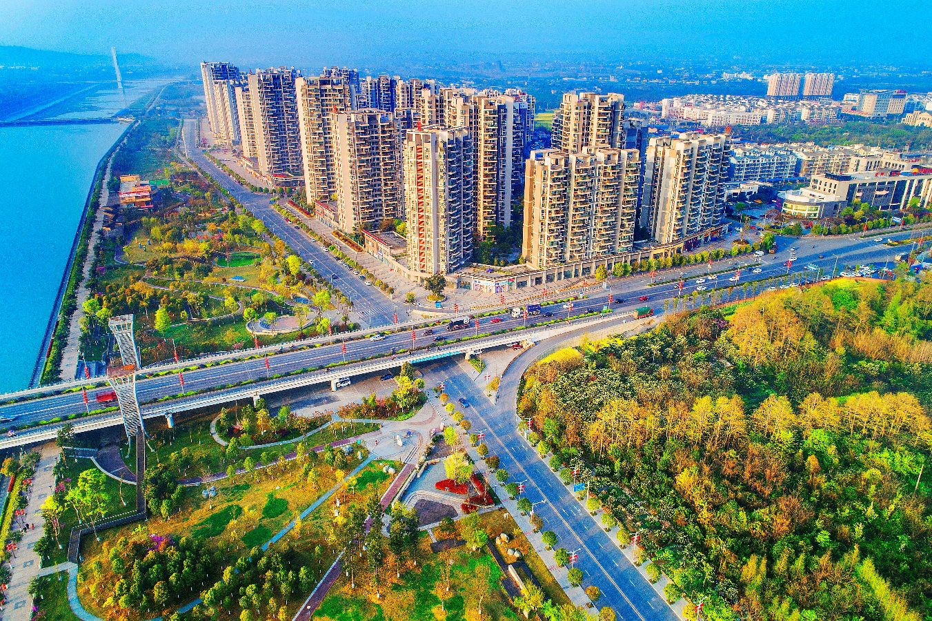 图为美丽的江油涪滨新区.png