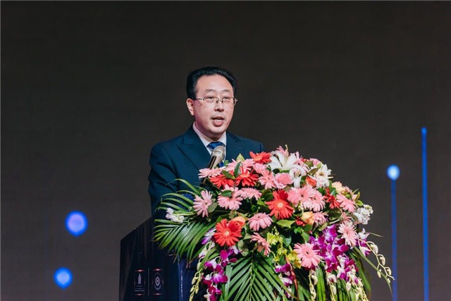 四川省商务酒店协会创始会长张宏图